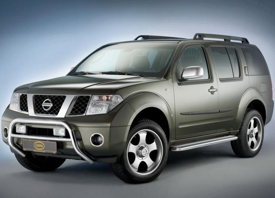 Nissan Pathfinder by Cobra '2004